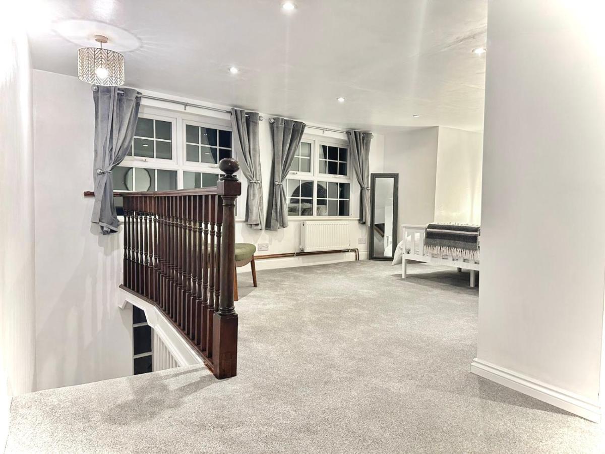Cosy One Bedroom Apartment Trowbridge Luaran gambar